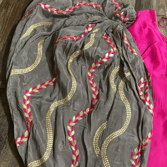 Pink Grey Gold Salwar Shalwar Kameez - Picture 5 of 8